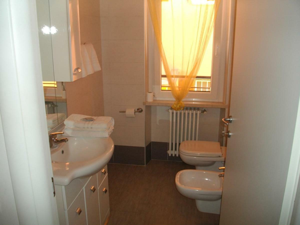 Bed and Breakfast Giulietta E Romeo Песк'єра-дель-Гарда Екстер'єр фото
