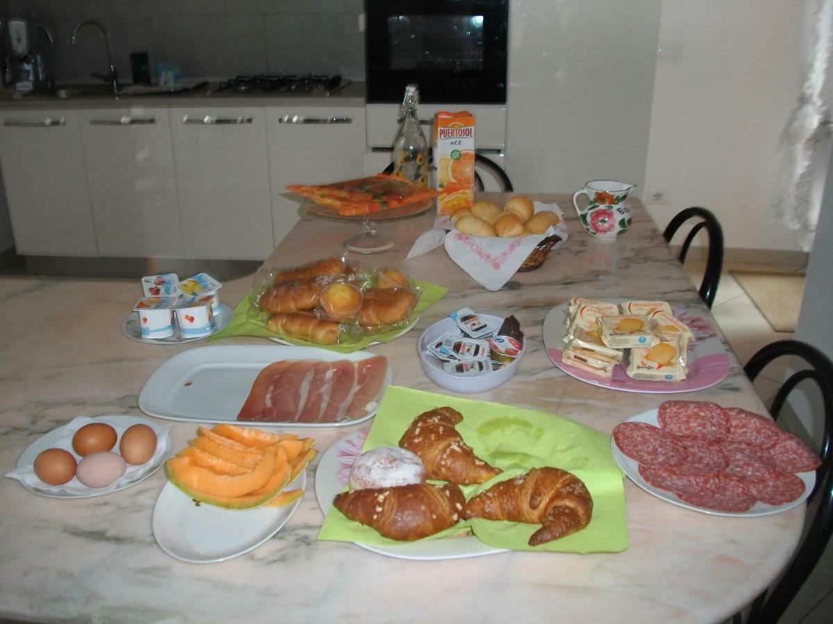 Bed and Breakfast Giulietta E Romeo Песк'єра-дель-Гарда Екстер'єр фото