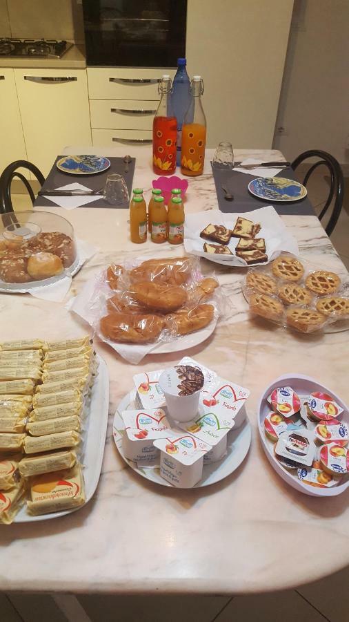 Bed and Breakfast Giulietta E Romeo Песк'єра-дель-Гарда Екстер'єр фото